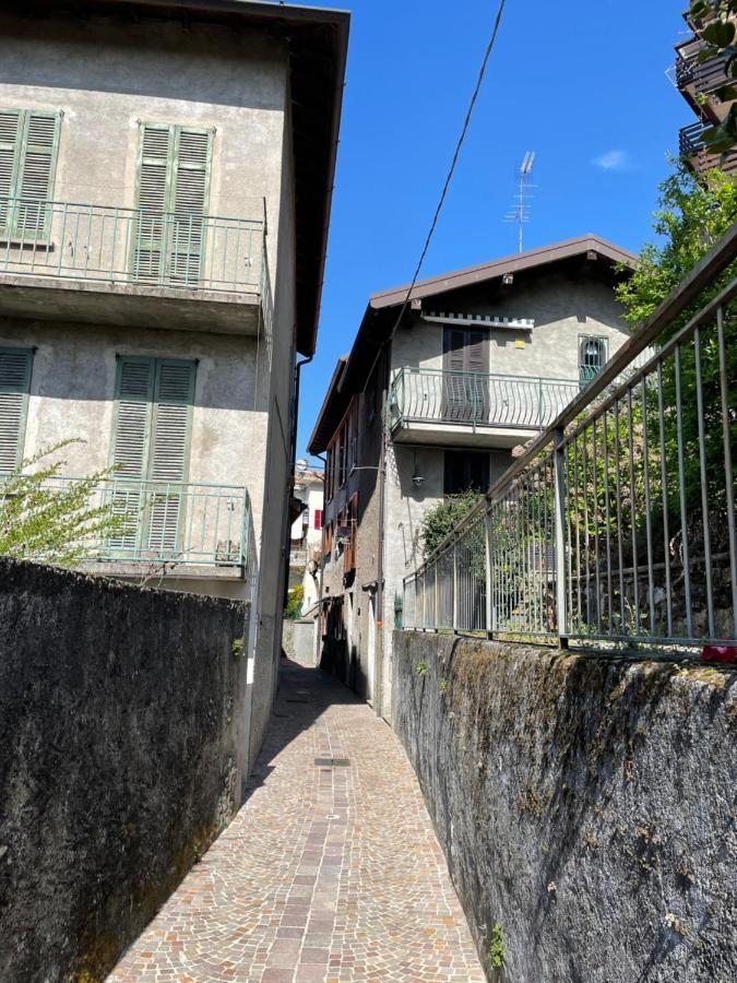 La Casa Sul Sasso In Town Serviced Accommodations Dervio Exterior foto